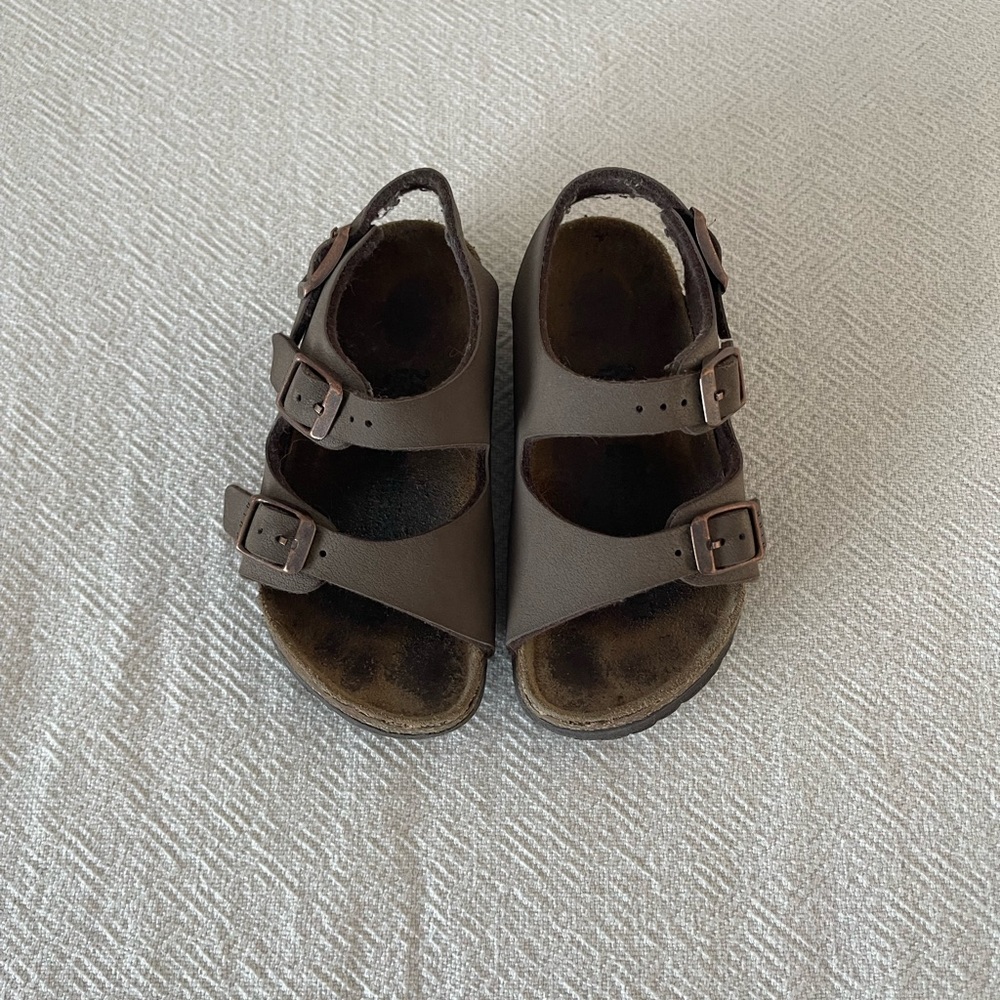 Brown Birkenstock sandals Roma. Size 24.